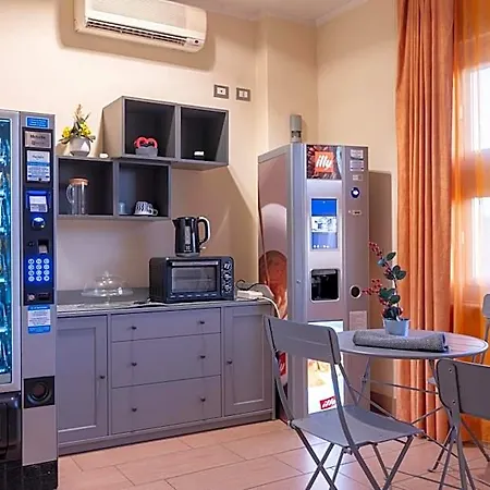 Hotel Easy Space 4*